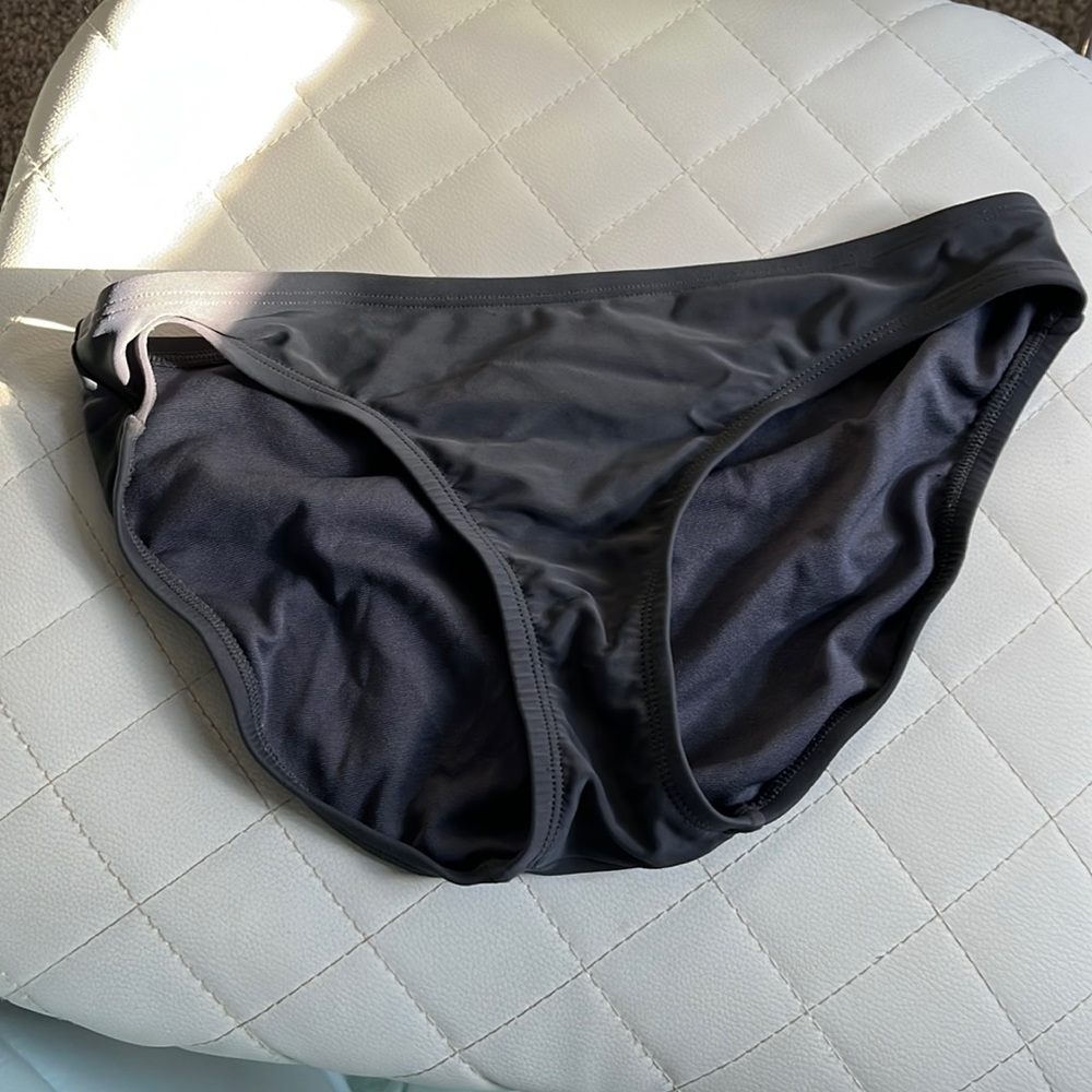 Kona Sol small, grey bikini bottoms